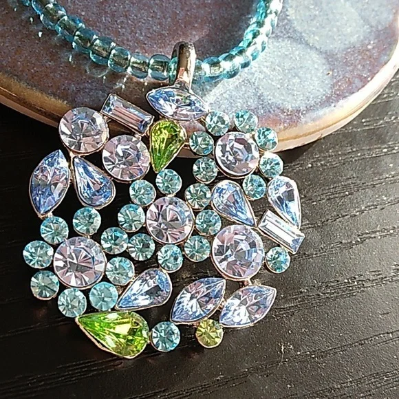 Lia Sophia Allison Floral Blue Green Crystal Beaded Necklace - Picture 5 of 9